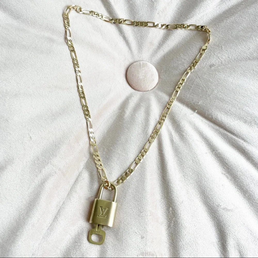 Louis Vuitton 14k Padlock & Key Necklace Set - Picture 5 of 8